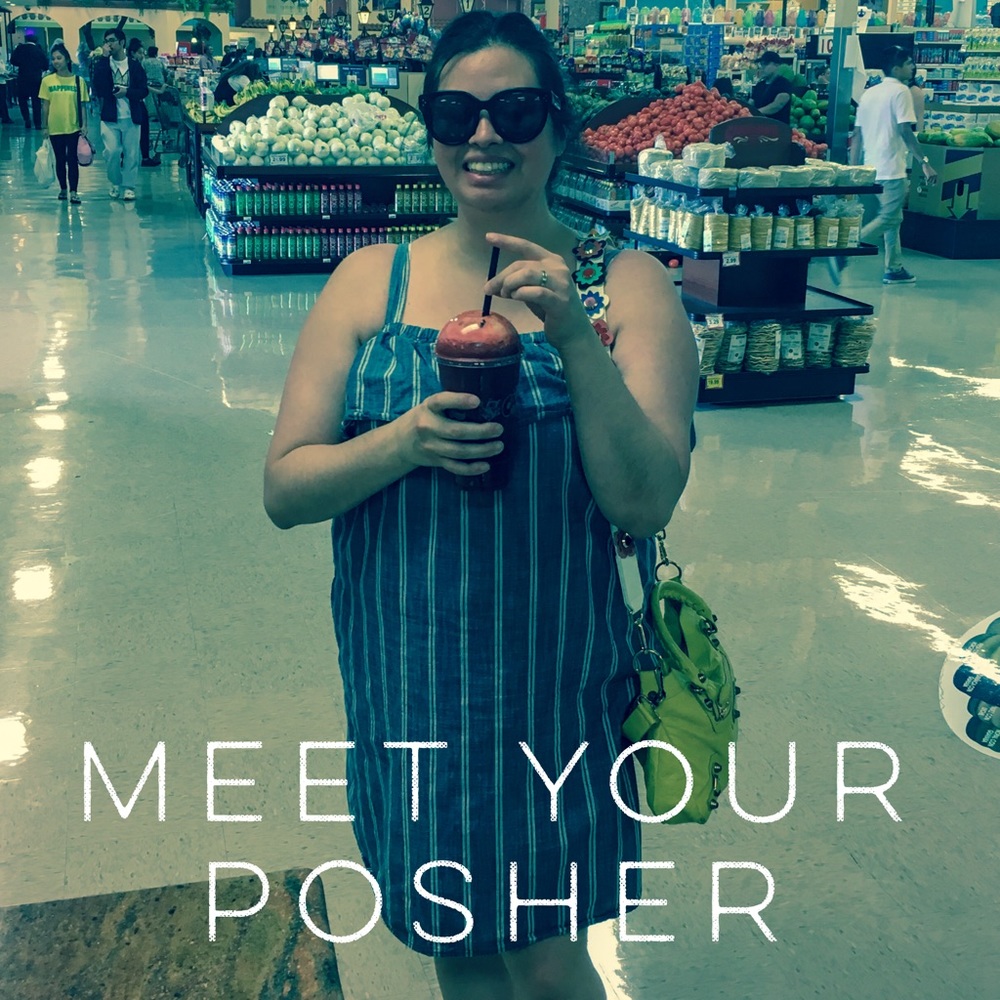 MEET YOUR POSHER: ELIZABETH 👑 ♎️💋